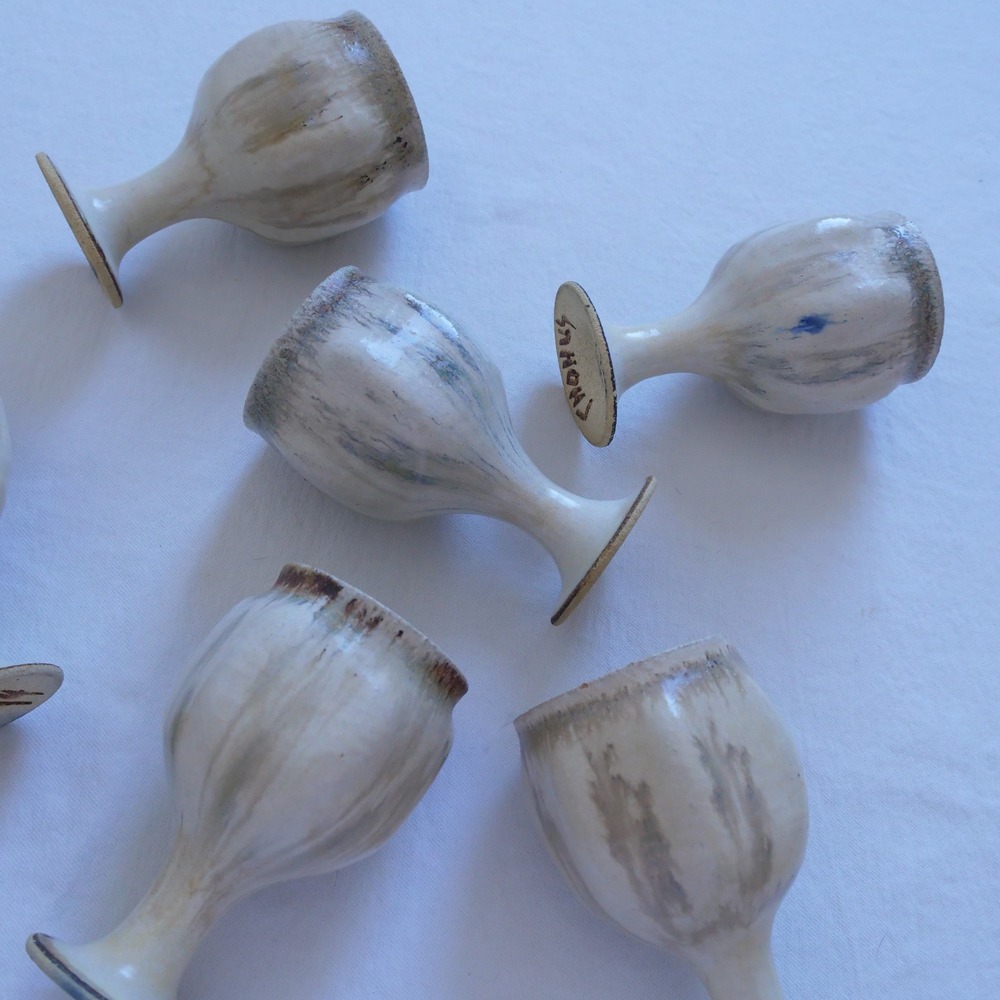Lot of 6 vintage stoneware handmade goblets - Picture 8 of 8